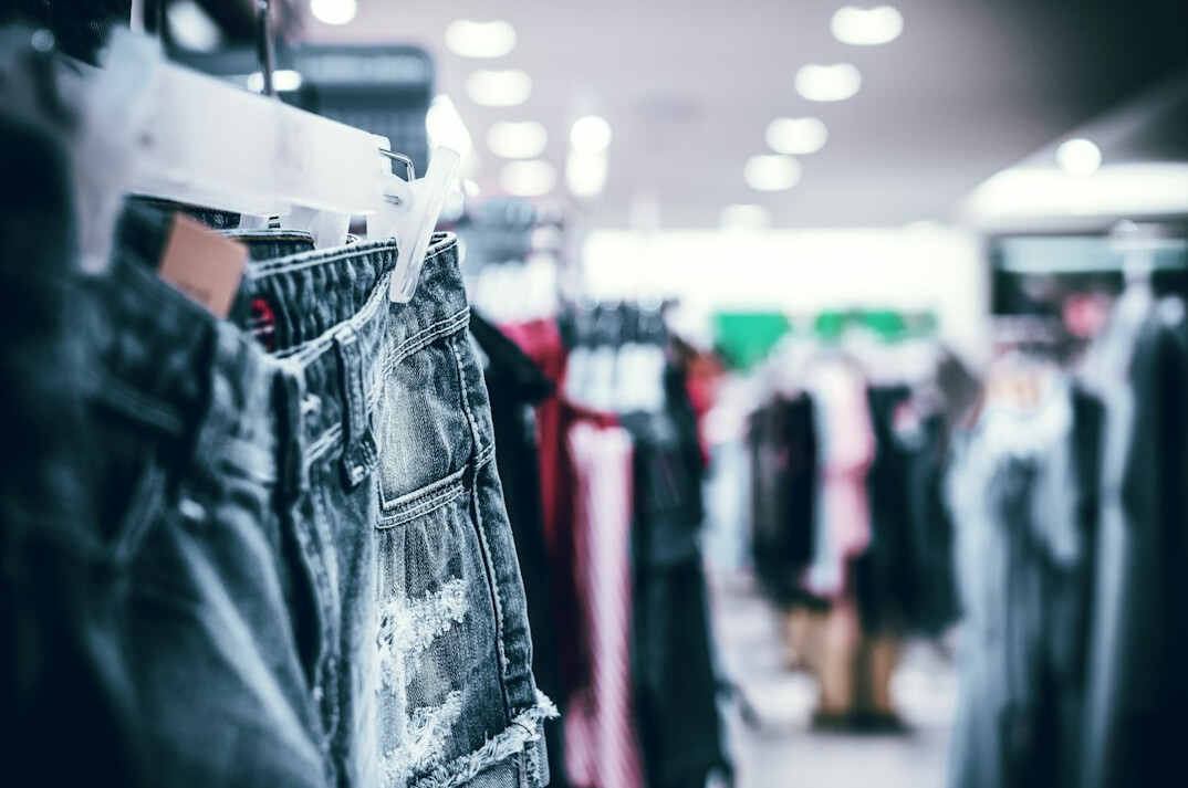 clothing store security